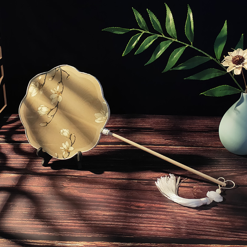 Ancient fan fan walk show female dance fan with Chinese classical Han clothing with ancient flagrobe accessories summer alignment