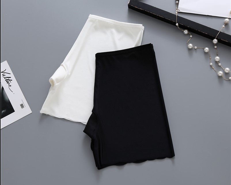 Quần an toàn chống ánh sáng mùa hè ren nữ có thể mặc băng lụa ba điểm quần short bảo hiểm không có dấu vết mỏng xà cạp quần short thun nữ