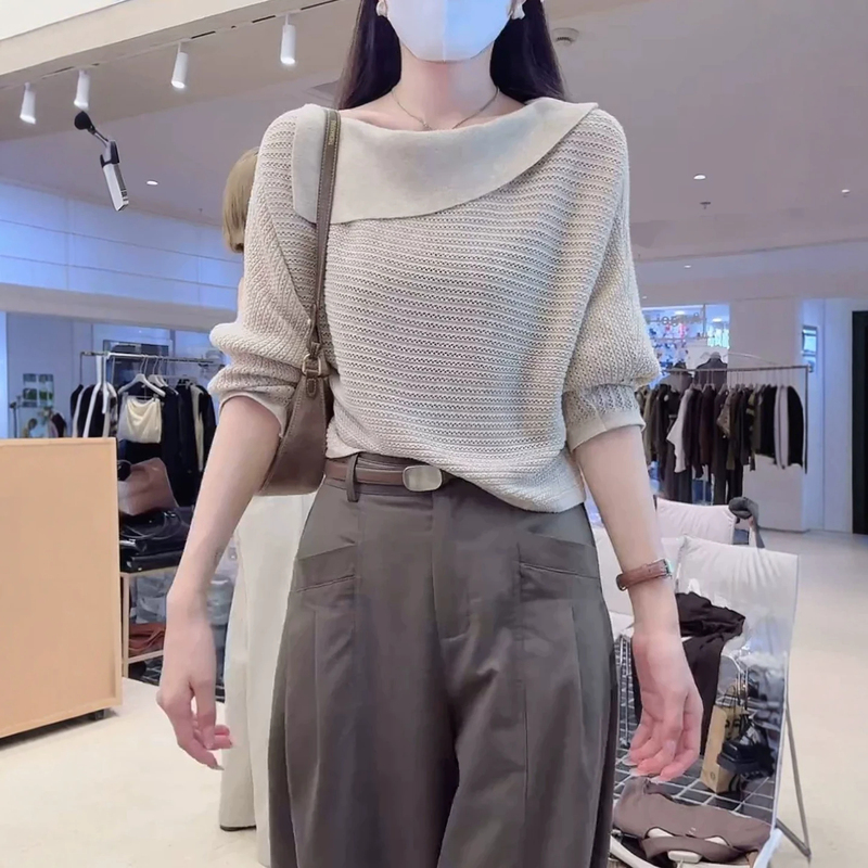 Designed One-Shoulder Long-Sleeved Knitwear for Women in Autumn and Winter, Loose, Slimming and Age-Reducing Bottoming Shirt, Sweater, Fashionable Top