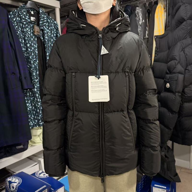 Moncler Men's Black Hooded Quilted Short down Jacket Montcla Purchasing Agent 6.19