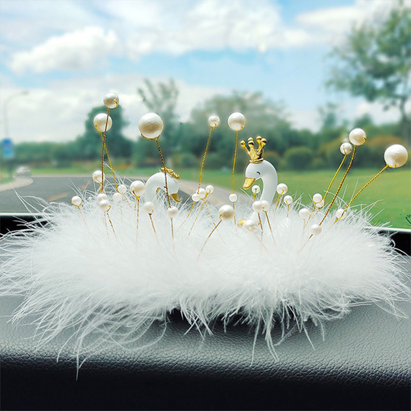 Net Red Swan Car Perfume Pendulum in the car Feather Decorations Accessories Middle Desk Upscale Creative Cute Decoration Woman