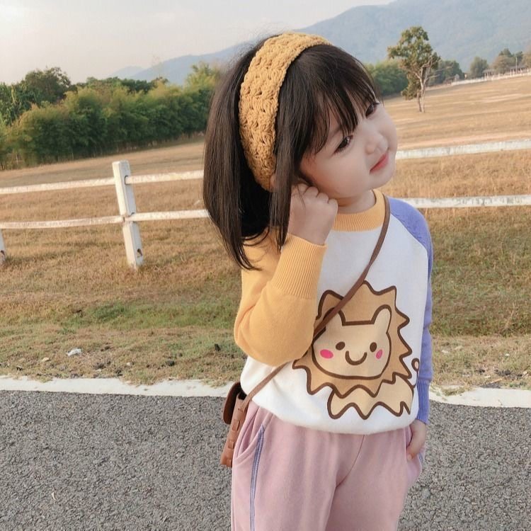 Girl Sweater Spring Autumn Thin with undershirt children T-shirts Women's T-shirts Cartoon Printed Loose Baby Needle Weaters