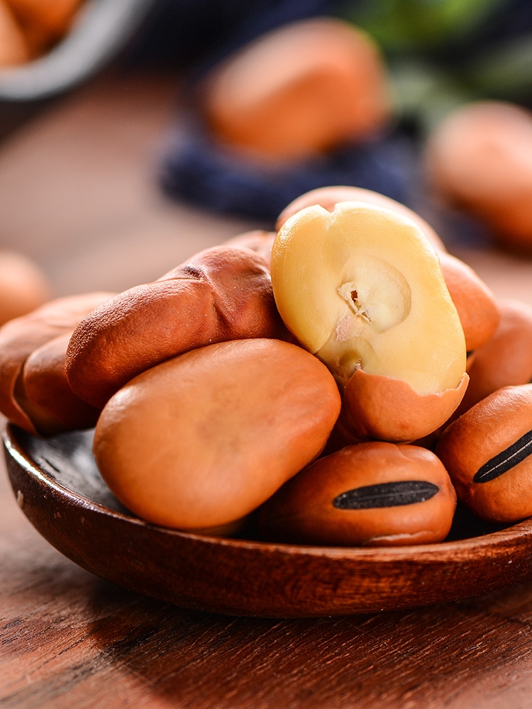 Farm original fried goods Dry fried broad beans fried peas Special crisp fried beans Salty dried fried soybeans Bulk office snacks