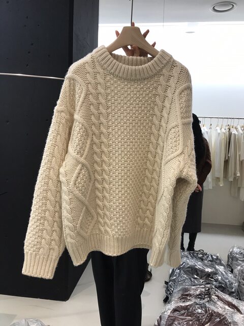 South Korea's Dongdaemun 2023 spring new lazy style round neck long-sleeved twist warm sweater pullover knitted top