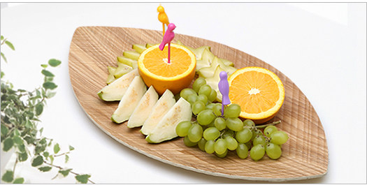 Bắt đầu trái tim bằng gỗ hình chữ nhật buổi chiều trà snack tấm phong cách Nhật Bản tấm gỗ hiện đại nhỏ gọn nhà sáng tạo đồ ăn nhẹ trái cây khô tấm khay trà gỗ chạm khắc