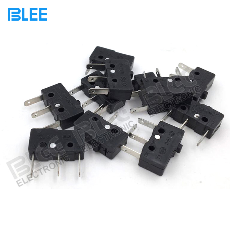 BLEE large game machine button switch small square button three-foot micro switch black three-foot micro switch