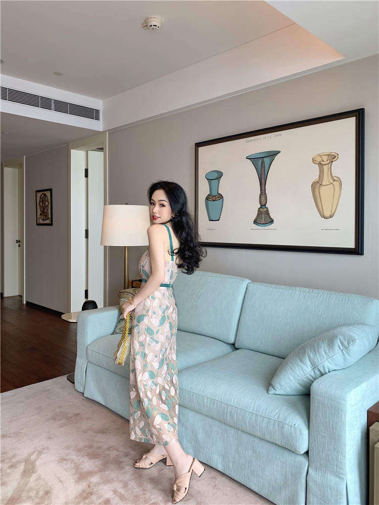 Free Little Man Printed Suspender Dress Women's Summer Retro Gentle Wind French Lace Fairy Slim Skirt