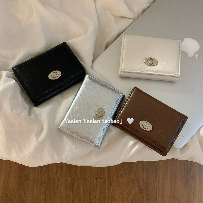The Texture Is Amazing! the Owner Keeps This Simple, Exquisite, Durable, Portable Wallet Card in Stock, Solid Color, Korean Style, Short Model for Female Students