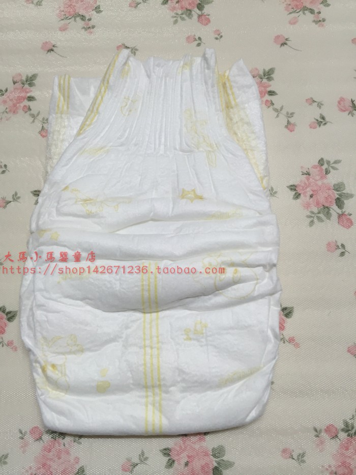 Tã mềm tình yêu siêu mỏng S42M36L30XL24 Tã siêu mỏng không kéo quần tã đặc biệt ưu đãi tã quần huggies size l
