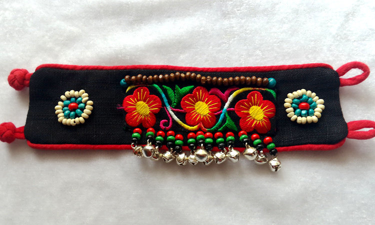 19 9 Featured bracelet hand weaving national wind girls jewelry bell bracelet folk crafts gift