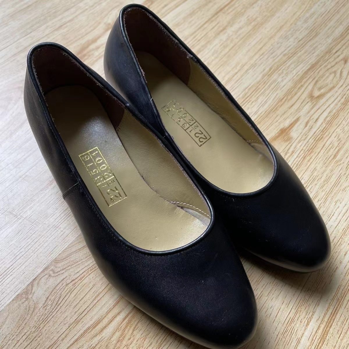 Inventory old goods 87 female leather shoes new head skin heel heel set up business leisure women shoes lady