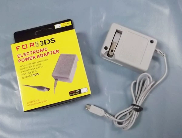Bộ chuyển đổi AC 3DS 2DSLL MỚI Bộ sạc NDSI 3DSll Bộ nguồn 3DS Bộ chuyển đổi 3DSLL - DS / 3DS kết hợp miếng dán 3d máy game