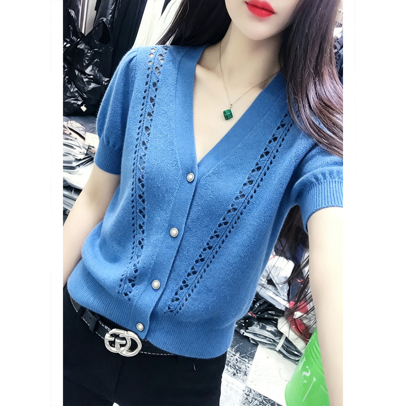 European-Style Hollow-Out Design Ice Silk Short-Sleeve T-Shirt for Women, Summer Knit Half-Sleeve Top, Unique and Fashionable Slim-Fit Cardigan European-Style Hollow-Out Design Ice Silk Short-Sleeve T-Shirt for Women, Summer Knit Half-Sleeve Top, Unique and Fashionable Slim-Fit Cardigan