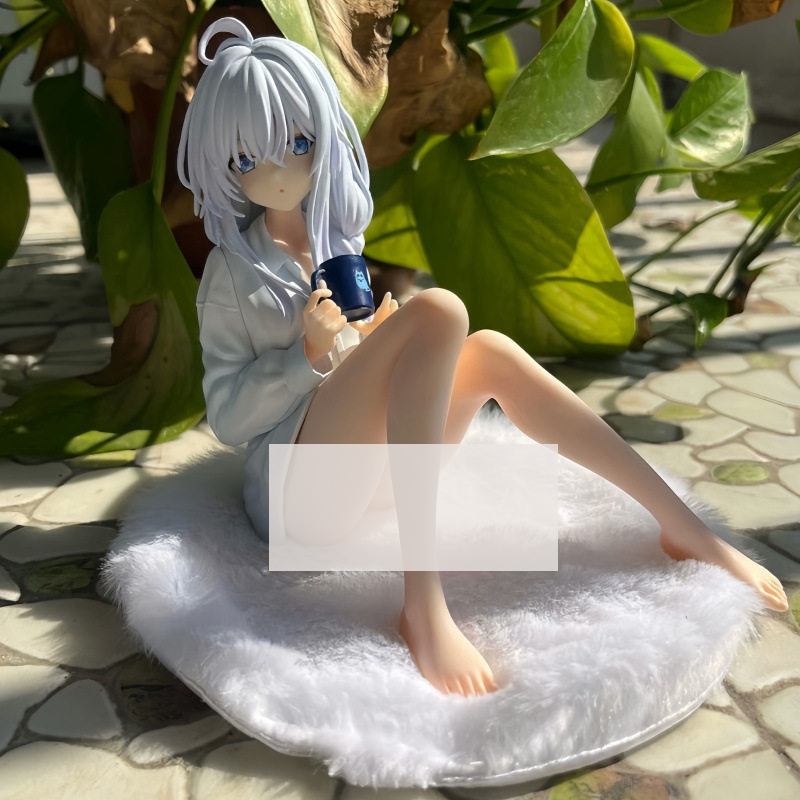 Witch's Journey Pajama Irena Figure Beautiful Girl Two-Dimensional Aesthetic Case Car Model Ornament Peripheral