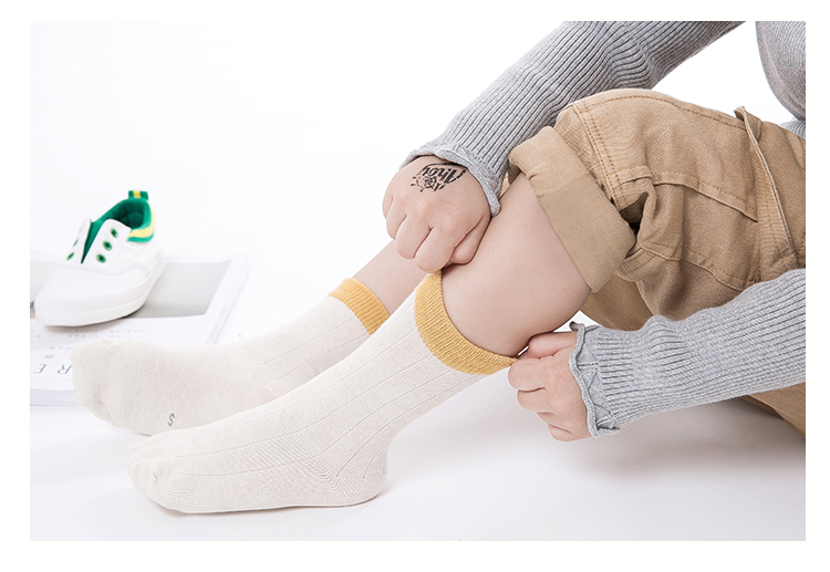 Nếu vớ trẻ em cotton 3-5-7-9 tuổi, học sinh vớ trẻ em mùa xuân và mùa thu vớ trẻ em mùa thu và mùa đông mới tất trẻ em cao cổ