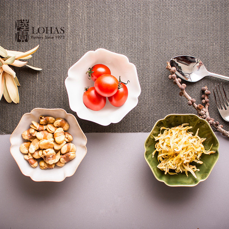 Taiwan Lubao ceramic petal pottery bowl tea lotus dish small plate holds tea food tea set tea ceremony accessories