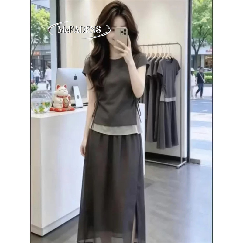 Hong Kong 2026 New Summer Fashion Suit Dress for Women, High-End Fake Two-Piece Contrasting Color Slimming Short-Sleeved Top + Skirt Hong Kong 2026 New Summer Fashion Suit Dress for Women, High-End Fake Two-Piece Contrasting Color Slimming Short-Sleeved Top + Skirt