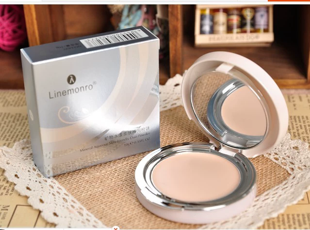 Montbala Lanmenglu Pro Yansi mỏng nhẹ khô và ướt kiềm dầu kiềm dầu che khuyết điểm trang điểm nude trong suốt và lâu trôi - Bột nén