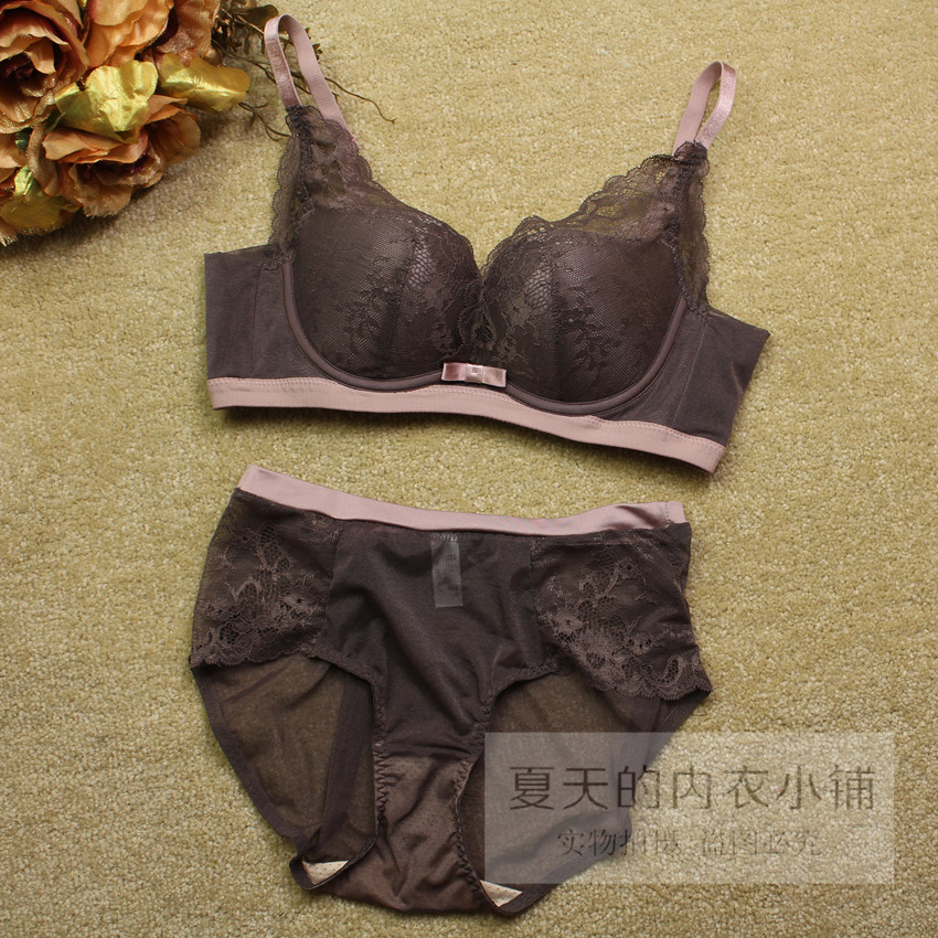 撞色彩虹三排扣中模杯软钢圈超舒适聚拢小胸文胸女内衣