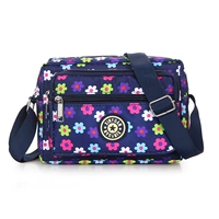 Красочный цветок