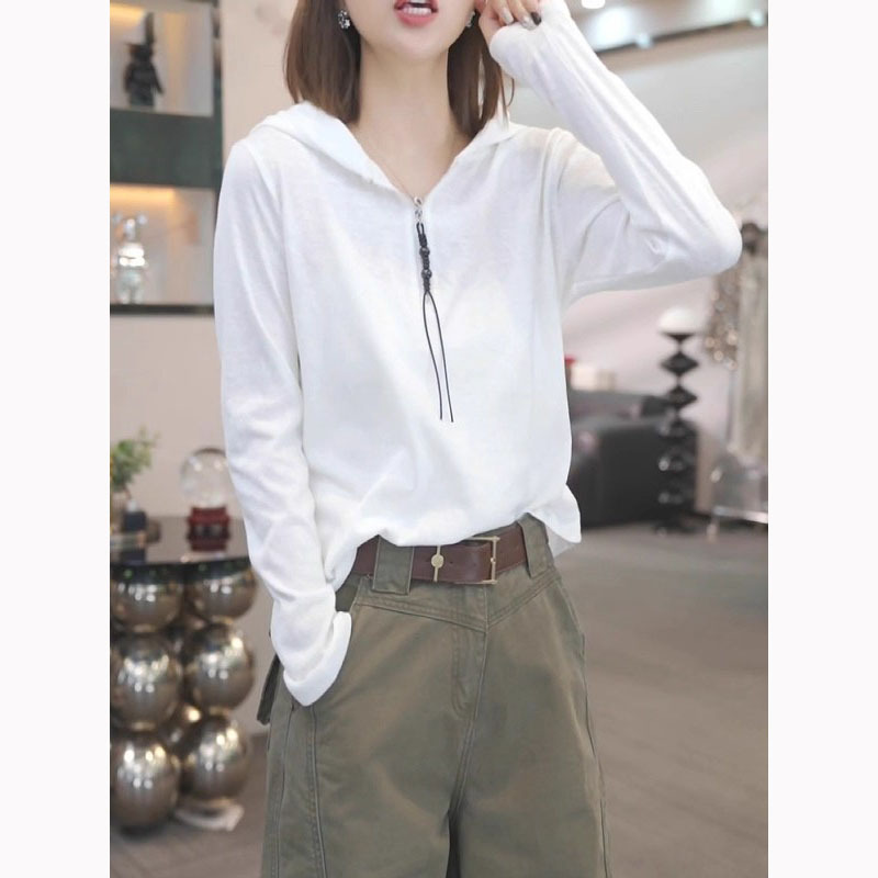 Plus-Size White Half-Zip Hooded Long-Sleeve T-Shirt for Women, New Spring Style, Slimming Design, Base Layer Top for Chubby Women