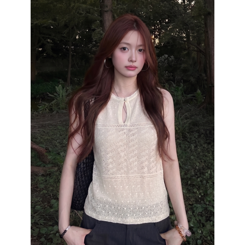 【Breathable】Refreshing and Breathable Hollow-Out Sleeveless Knit Top with Round Neck and Water Drop Buttons, Loose H-Shaped Vest 【Breathable】Refreshing and Breathable Hollow-Out Sleeveless Knit Top with Round Neck and Water Drop Buttons, Loose H-Shaped Vest