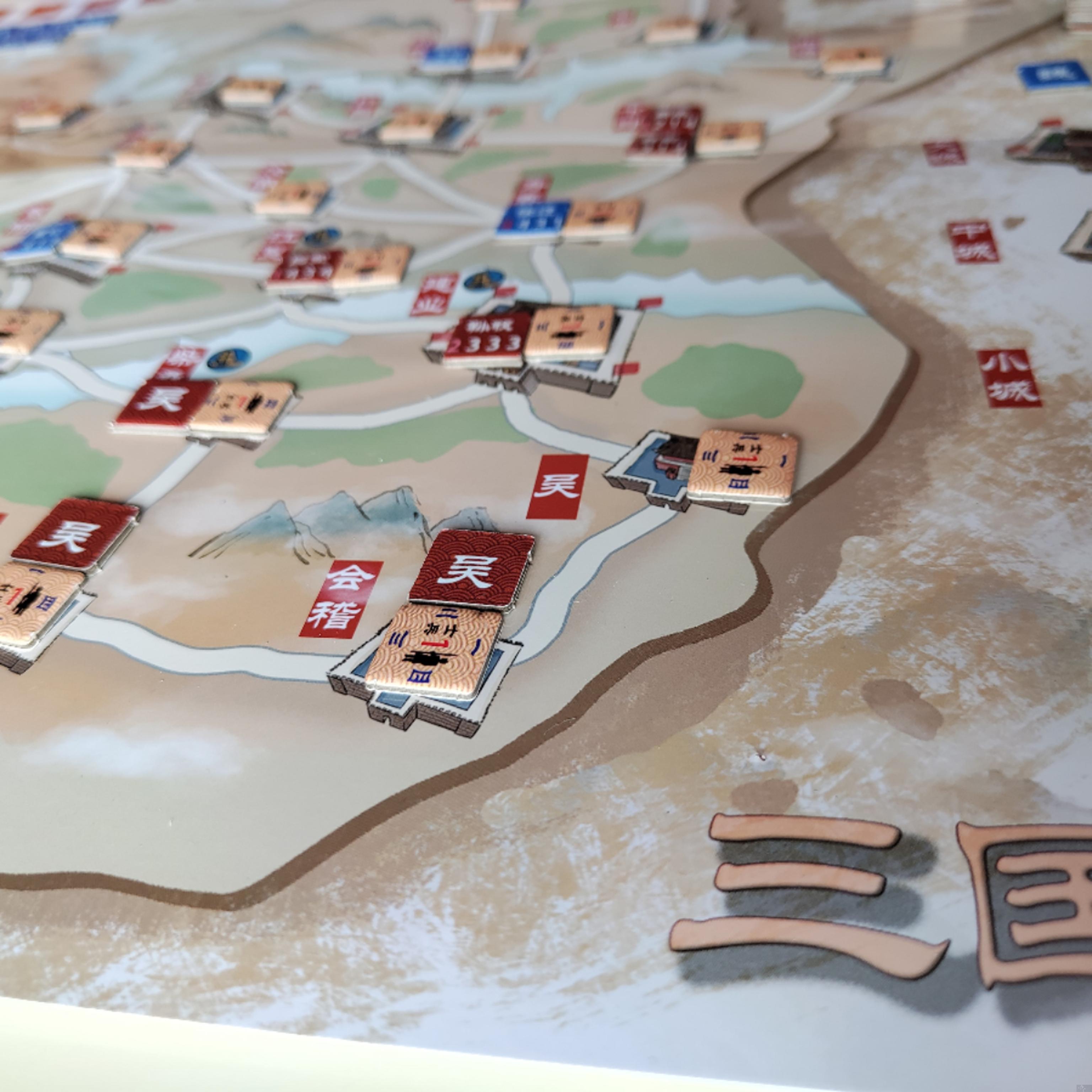 解码万圣节的欢乐密码：异形闯关卡片