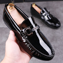 Patent leather Bean shoes mens 2021 summer new Korean mens wild personality driving social guy casual shoes