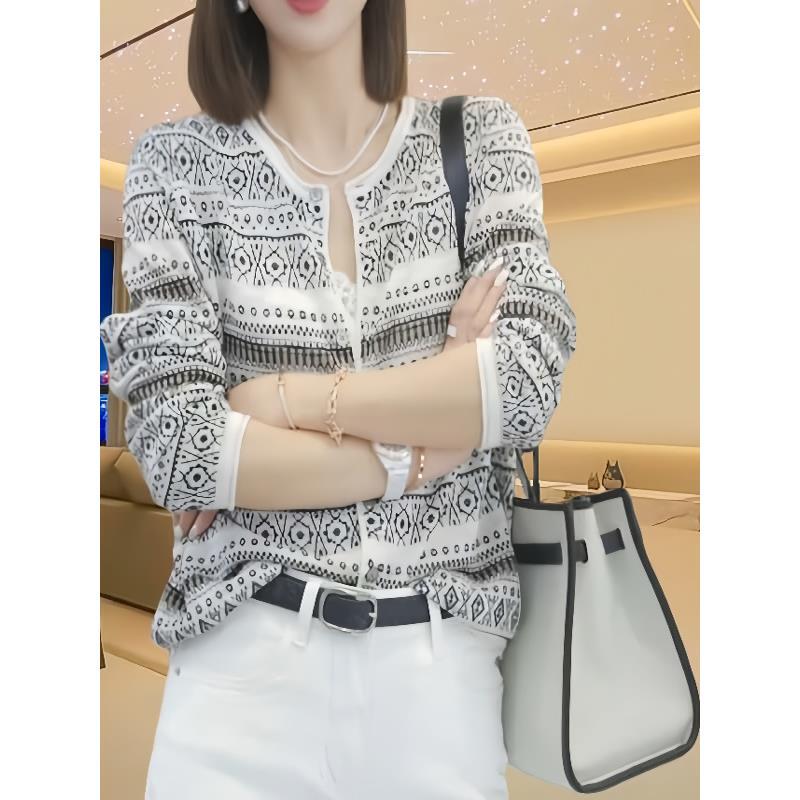 2025 New Casual Versatile Long-Sleeve Jacquard Knit Cardigan Women's Spring and Autumn European Fashion Stylish Printed Jacket 2025 New Casual Versatile Long-Sleeve Jacquard Knit Cardigan Women's Spring and Autumn European Fashion Stylish Printed Jacket