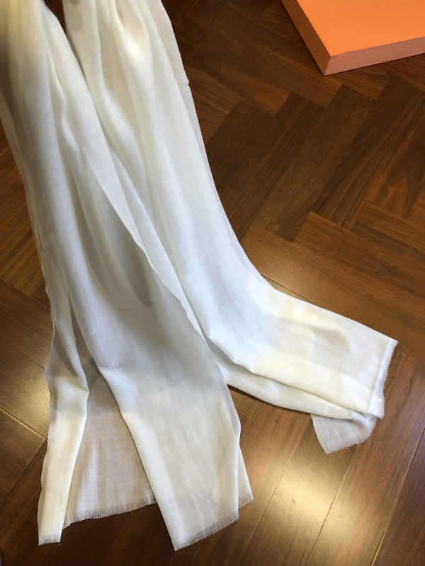 200 Count Combed Twill 100% Wool Scarf