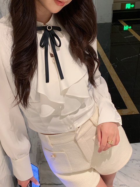 Hollinna French Ruffle Collar Satin Long-Sleeved Shirt for Women Spring & Fall 2025 Design High-End Palace Style Shirt