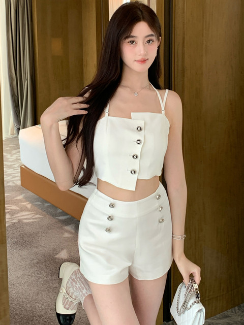 Hollin[Silhouette]Niche Designer Shorts Suit Women's Summer Petite Sweet and Spicy Suspender Two-Piece Set