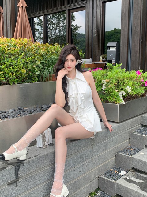 Hollinna Ruffled Shirt Women's 2025 Spring and Summer 2025 New Designer Sleeveless Mid-Length Top Shirt