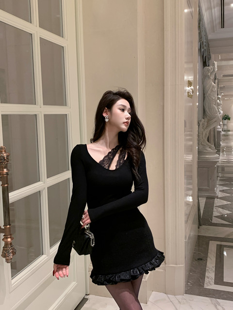 Hollinna U-Neck Lace Splicing Knitted Brushed T-Shirt for Women, Spring and Autumn 2025 New Style, Waist-Cinching Slim-Fit Base Top