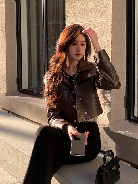 Hollinna Short Brown Leather Jacket for Women, Spring and Autumn 2025 New Style, Stylish and Slimming, Retro Biker Jacket for Women