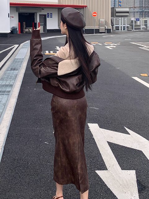 Hollinna Maillard Retro Leather Skirt Women's Autumn and Winter 2025 New Slim High-Waisted Skirt Fishtail Hip Skirt