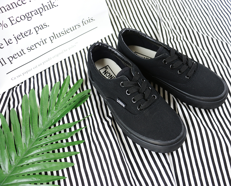 Ins siêu giày lửa hoang dã giày vải nữ Harajuku phong cách kẻ sọc đen và trắng chic board giày ulzzang giày của nam giới giày giày the thao