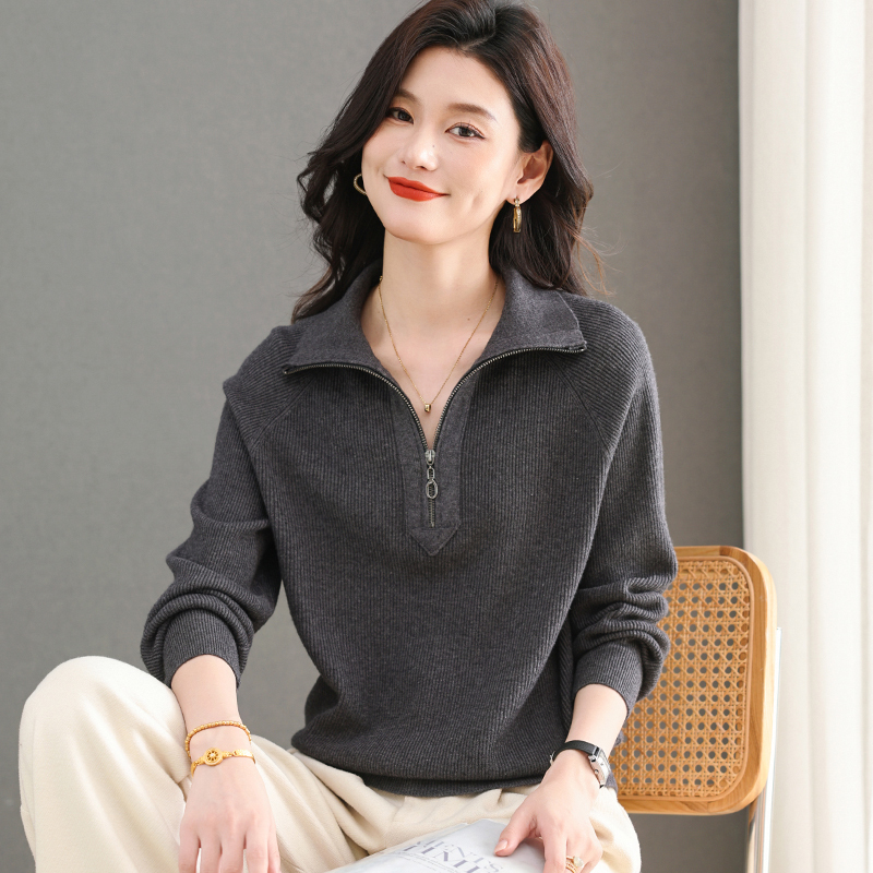 Half-Zip Lapel Wool Sweater for Women, 2026 Autumn and Winter New Style, Loose Fit, Slimming, Outerwear, Casual Knit Base Sweater Half-Zip Lapel Wool Sweater for Women, 2026 Autumn and Winter New Style, Loose Fit, Slimming, Outerwear, Casual Knit Base Sweater