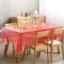 Khăn trải bàn dùng một lần màng nhựa hình chữ nhật tròn hộ gia đình dày trong suốt màu đỏ đám cưới khách sạn khăn trải bàn khăn trải bàn - Các món ăn dùng một lần
