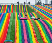 Childrens rainbow slide wear-resistant inner tube ski ring double toy rubber tire round slide colorful