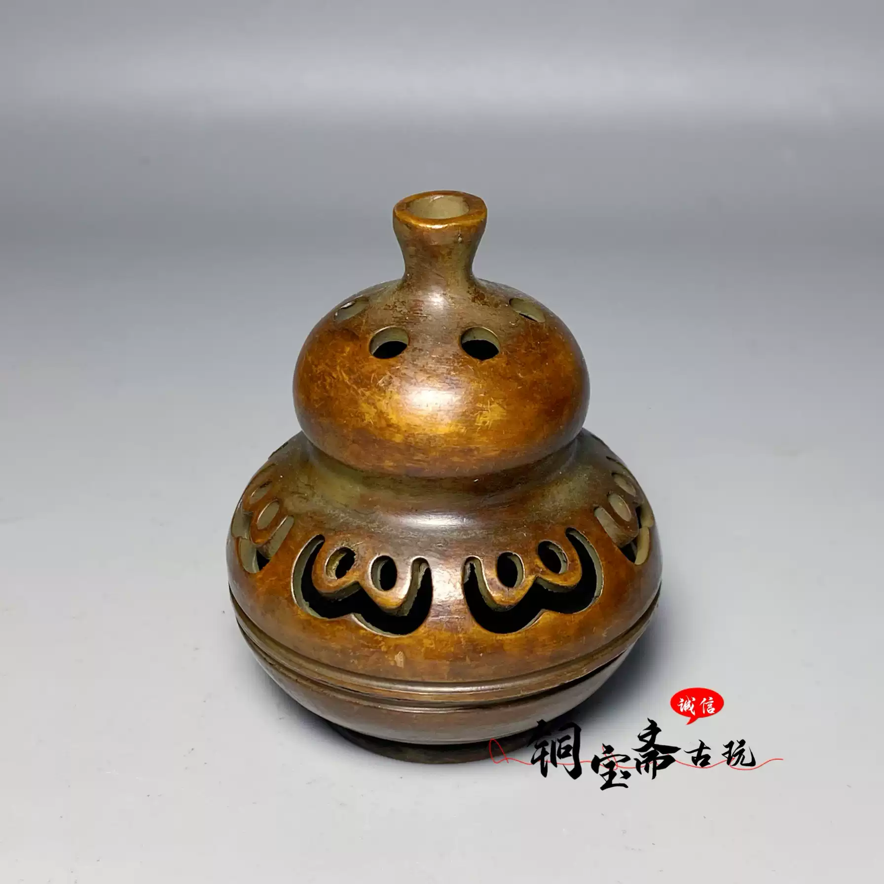 仿古铜器八卦狮子腿三足香炉乾隆年制铜炉家用檀香沉香熏香炉摆件