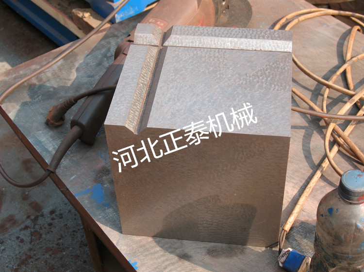 Cast iron square box scribe square box T shaped slot square box T slot square cylinder cast iron square cylinder 300 * 300mm