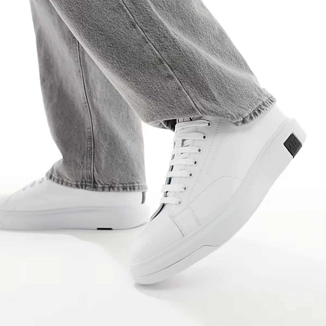Armani Exchange AX Aani Мужская мода Белые мини-ботинки Маленькие белые туфли, XUX123 XV534