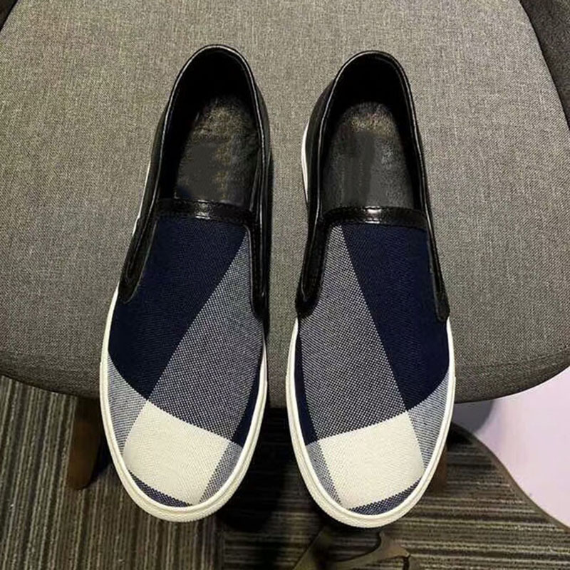 2022 autumn Korean version of the trendy men's shoes slip-on loafers fashion breathable canvas shoes casual lazy shoes men