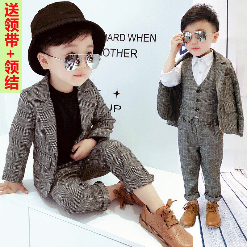 Two-year-old boy Western suit suit Children's suit boy Spring and autumn child clothing Chauchai Boy clothing handsome three sets of Inn