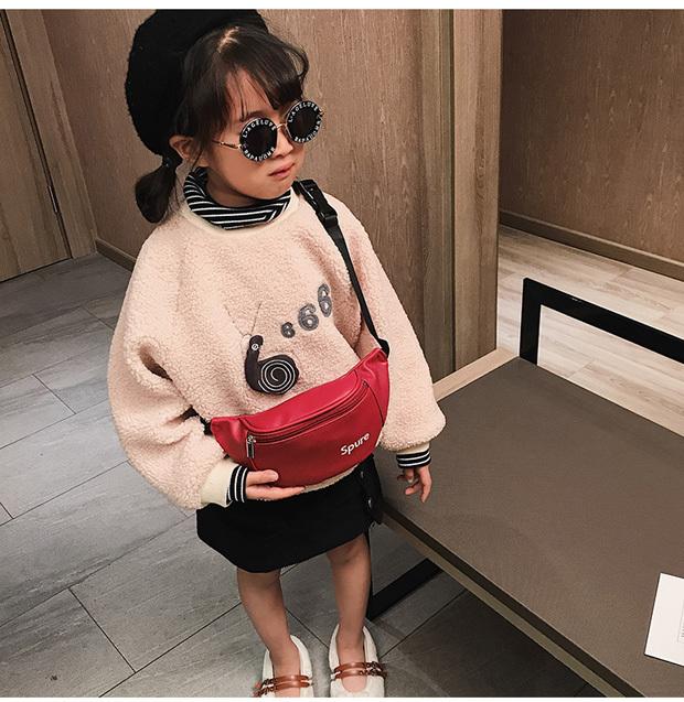 Túi trẻ em Phiên bản tiếng Hàn của bé gái Túi Messenger thời trang túi bé trai đeo vai thủy triều túi bé bình thường - Túi bé / Ba lô / Hành lý balo học sinh