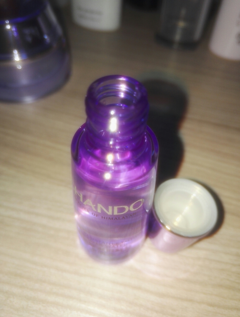 自然堂凝时鲜颜肌活修护眼霜