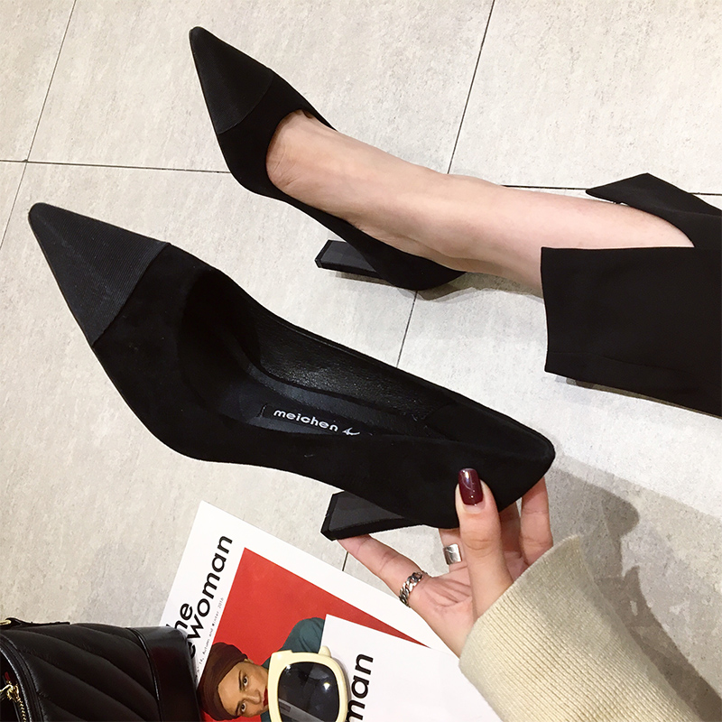 High heel shoes female summer coarse heel pointed black 2022 spring new 100 hitch teenage girl little clear new red French style single shoes