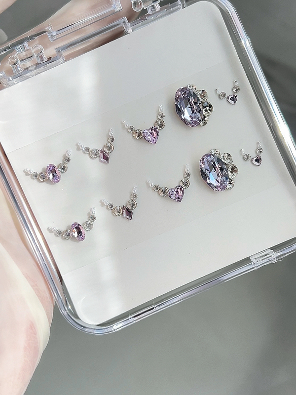 Dongzhou Nail Art Rhinestone Decoration Material Kit, Same Style as on Xiaohongshu, Popular Nail Combination Set, Rhinestone Kit, Zircon Dongzhou Nail Art Rhinestone Decoration Material Kit, Same Style as on Xiaohongshu, Popular Nail Combination Set, Rhinestone Kit, Zircon