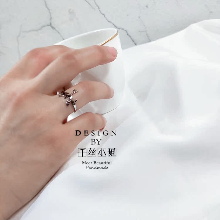 Chữ ký Zhu Yilong vòng tay vòng cổ vòng chân với các gối tùy chỉnh xung quanh cấp phép móc khóa poster thị trấn linh hồn - Vòng chân vòng chân nữ bạc